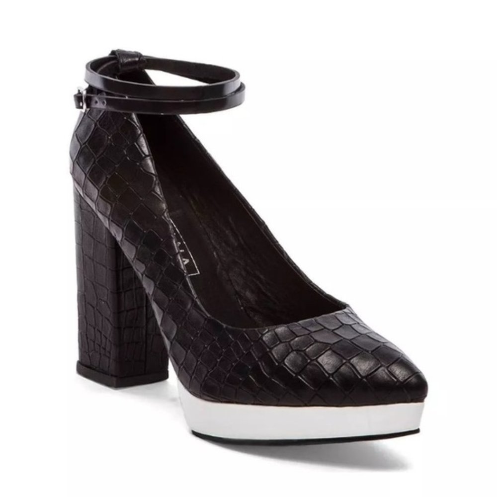 Stunning SOL SANA  heels size 6